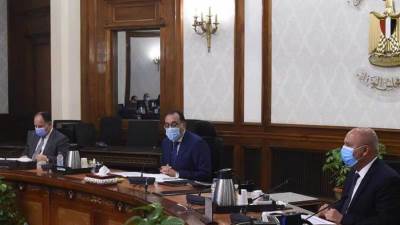 رئيس الوزراء يتابع الموقف التنفيذي لمنظومة النقل الذكي 