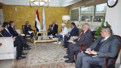 الوزير: القيادة السياسية وجهت بتعظيم منظومة النقل الجماعي الأخضر المستدام الصديق للبيئة