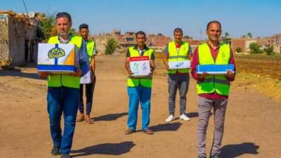 "صندوق تحيا مصر" توزيع 12ألف قطعة ملابس لإدخال روح البهجه علي 1000أسرة