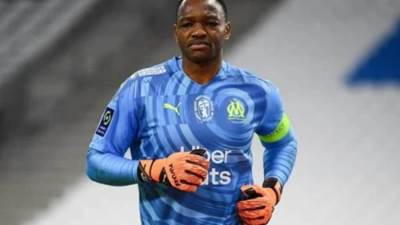 رحيل مانداندا عن فريق أولمبيك مارسيليا الفرنسي