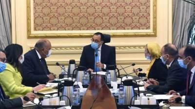 رئيس الوزراء يتابع جهود التحضير لاستضافة مصر للدورة الـ27 لمؤتمر تغير المناخ