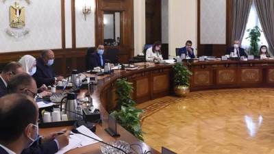 رئيس الوزراء يتابع تنفيذ " الاستراتيجية الوطنية لحقوق الإنسان" 