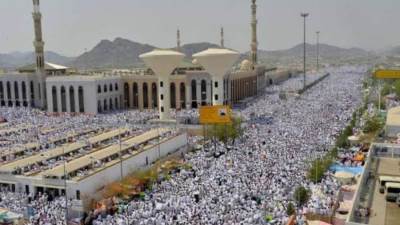 المسجد النبوي يستعد لاستقبال المصلين في يوم عرفة وصلاة عيد الأضحى