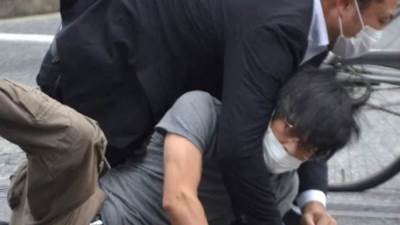 العثور على متفجرات بمنزل قاتل شينزو آبي 