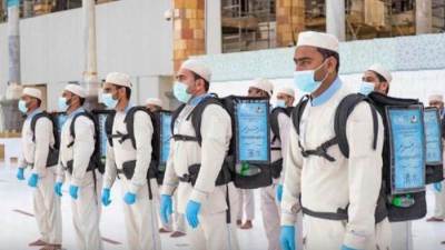 مطار الملك عبدالعزيز يتيح شحن عبوات زمزم للحجاج من مختلف صالات السفر