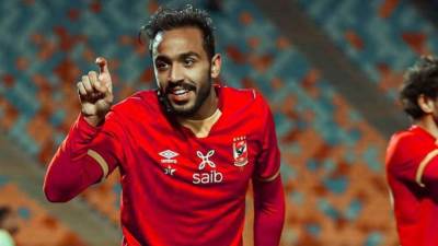 بقرار من الفيفا.. وقف" محمود كهربا" 6 أشهر بسبب نزاعه مع الزمالك