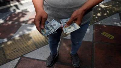 تعرف على أسعار الدولار في بداية تعاملات رابع أيام عيد الأضحى 