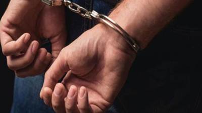 ضبط موظف وراء سرقة "شبابيك" مدرسة يعمل بها بحلوان