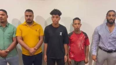 الداخلية تعلن حقيقة فيديو إيقاف ضابط شرطة لشخص وسيدة منتقبة