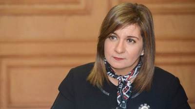 "مكرم" تؤكد على اتخاذ كافة الإجراءات لضمان عودة جثمان الصيدلي القتيل بأسرع وقت