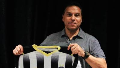 رسميًا.. حسام البدري مديراً فنياً لنادي وفاق سطيف لمده عامين 