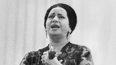 حياة كريمة تتكفل بترميم بيت" أم كلثوم" بقرية طماي الزهايرة 