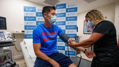 ليفاندوفسكي يجتاز الكشف الطبي" لبرشلونة" 