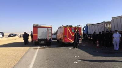 مصرع 22 شخصاَ وإصابة اخرون في حادث تصادم اتوبيس بمقطورة بالمنيا