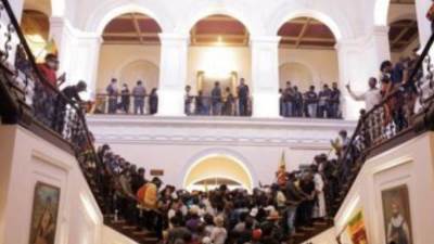 سريلانكا تعلن أسماء المرشحين لخوض الانتخابات الرئاسية