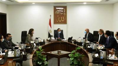 «مدبولي» يتابع موقف المشروعات التى يتم تنفيذها فى قطاع النقل