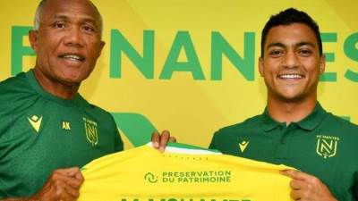 رسميًا.. نانت الفرنسي يعلن تعاقده مع مصطفى محمد 