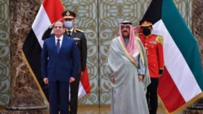 ولى عهد الكويت يهنئ الرئيس السيسى بذكرى ثورة 23 يوليو