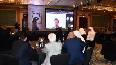 "صبحي" يشهد توقيع اتفاقية بين مصر والإمارات لاستضافة النسخة السابعة من ماراثون زايد الخيري