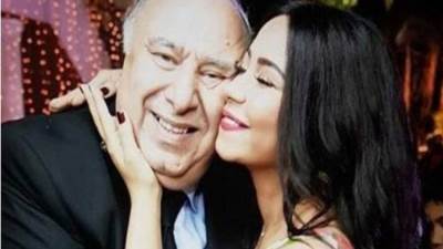 أبني أخلاقه زي الملايكة.. والد حسام حبيب يدافع عنه بعد أزمته الأخيرة مع شيرين