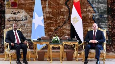 الرئيس السيسي يؤكد على اعتزاز مصر بعلاقاتها التاريخية مع الصومال
