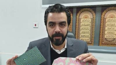 جمارك الطرود بمطار القاهره تضبط محاولة تهريب عدد من الطوابع البريدية المخدرة