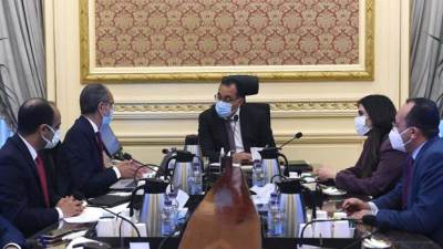 رئيس الوزراء يتابع مع وزير الاتصالات وتكنولوجيا المعلومات ملفات عمل الوزارة