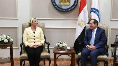 وزيرا البترول والبيئة يبحثان تنظيم فعاليات لخفض الكربون بالصناعة البترولية بمؤتمر المناخ