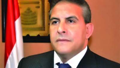 وفاة زوجة طاهر أبو زيد نجم الأهلي ووزير الرياضة السابق