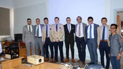 طلاب جامعة أسيوط ينجحون فى تصميم وتنفيذ قمر صناعى مكعب ويد صناعية