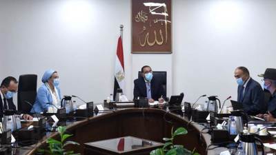 رئيس الوزراء يتابع الاستعدادات الجارية لاستضافة مصر لمؤتمر COP27