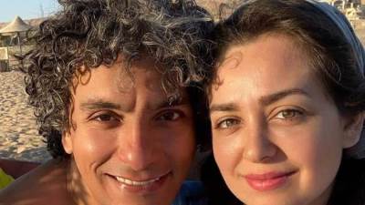 عيد ميلاد حبيبة الروح.. محمد محسن يحتفل بعيد ميلاد "زوجته" على طريقته الخاصة