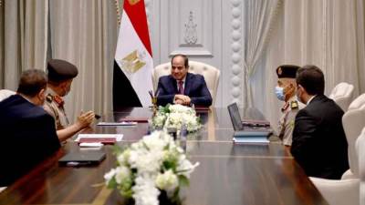 الرئيس السيسي يتابع عدد من مشروعات جهاز الخدمة الوطنية على مستوى الجمهورية