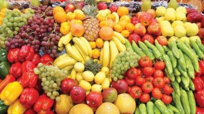 تعرف على أسعار الخضروات والفاكهه في بداية تعاملات اليوم بالأسواق