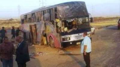 مصرع شخص وإصابة 43 في حادث تصادم أتوبيس على الطريق الساحلي بمطروح