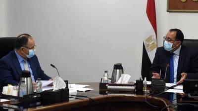 مدبولي يتابع تنفيذ توجيهات الرئيس بإجراء تطوير شامل للهيئات الاقتصادية العامة