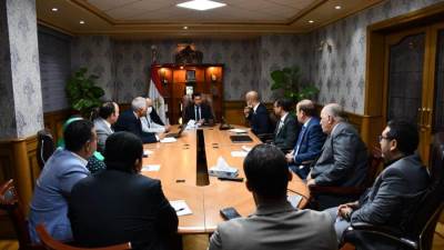 «صبحي» يتابع استعدادات تشغيل المدينة الرياضية بالعاصمة الإدارية وفرع نادى النادى بشيراتون