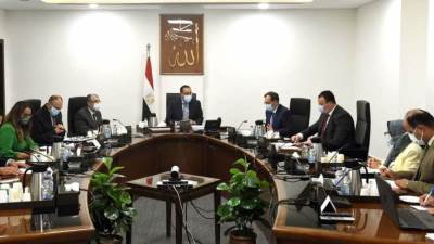 رئيس الوزراء يتابع خطوات فض التشابكات الحكومية بين الوزارات والجهات 