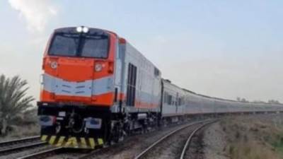 خروج عربة قطار روسي عن القضبان بالجيزة