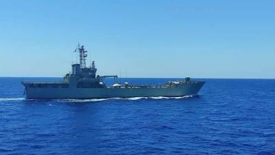 القوات البحرية اليونانية والمصرية تنفذان تدريباً بحرياً عابراً بنطاق الأسطول الشمالى