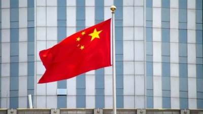 الخارجية الصينية تستدعي السفير الأمريكي لدى بكين للاحتجاج على زيارة بيلوسي لتايوان