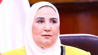 «القباج» تتابع حادث تصادم طريق سوهاج الصحراوي