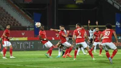 الأهلي يواصل التعثر ويتعادل سلبياً مع فاركو 