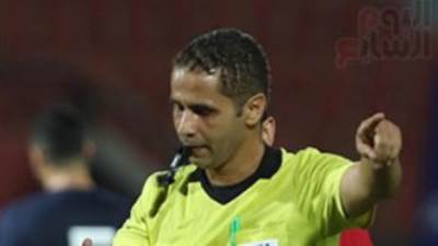 حكم مباراة "الأهلي و فاركو" يرد علي إدعاءات الخطيب و يستعد للرد الرسمي