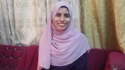 زينب حميدة الأولى أدبى:«قدوتي في الحياه والدتي فكانت الأولى في كلية الزراعة»