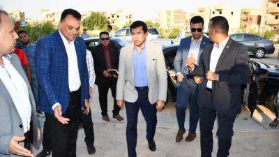 وزير الرياضة يتفقد مركزي شباب الندي والصفوة بمحافظة الجيزة