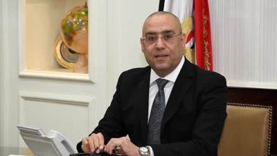 وزير الإسكان يصدر 8 قرارات بإزالة مخالفات بناء بمدينة سفنكس الجديدة