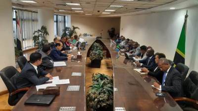 تعزيز التعاون الجوي بين مصر وتنزانيا.. رحلات بين البلدين بدون قيود عبر  "إيركايرو"