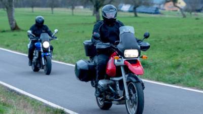 نصائح تهمك لقيادة دراجتك النارية؟.. تعرف عليها