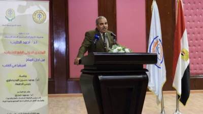 رئيس جامعة الأزهر يطالب بتضافر الجهود العالمية لمواجهة تحديات التغير المناخي 